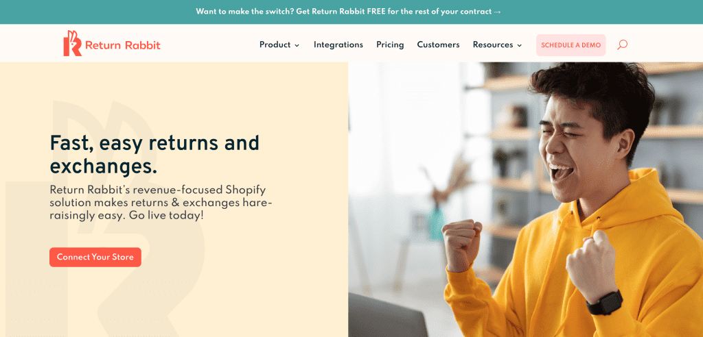 9 Top Return Management Software For Your Business In 2024 - Desku A woman in a yellow shirt using return management software for her business.