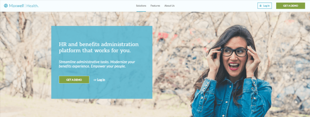 An image of a woman with glasses on her face, representing proactive customer service.